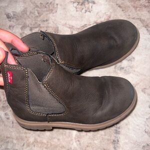 LEVI’S Brown Leather Boots